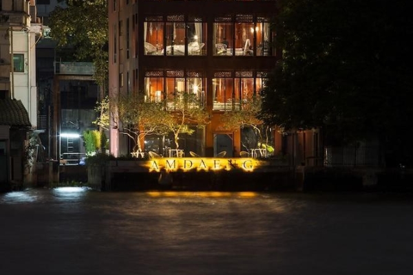 Amdaeng Bangkok Riverside Hotel